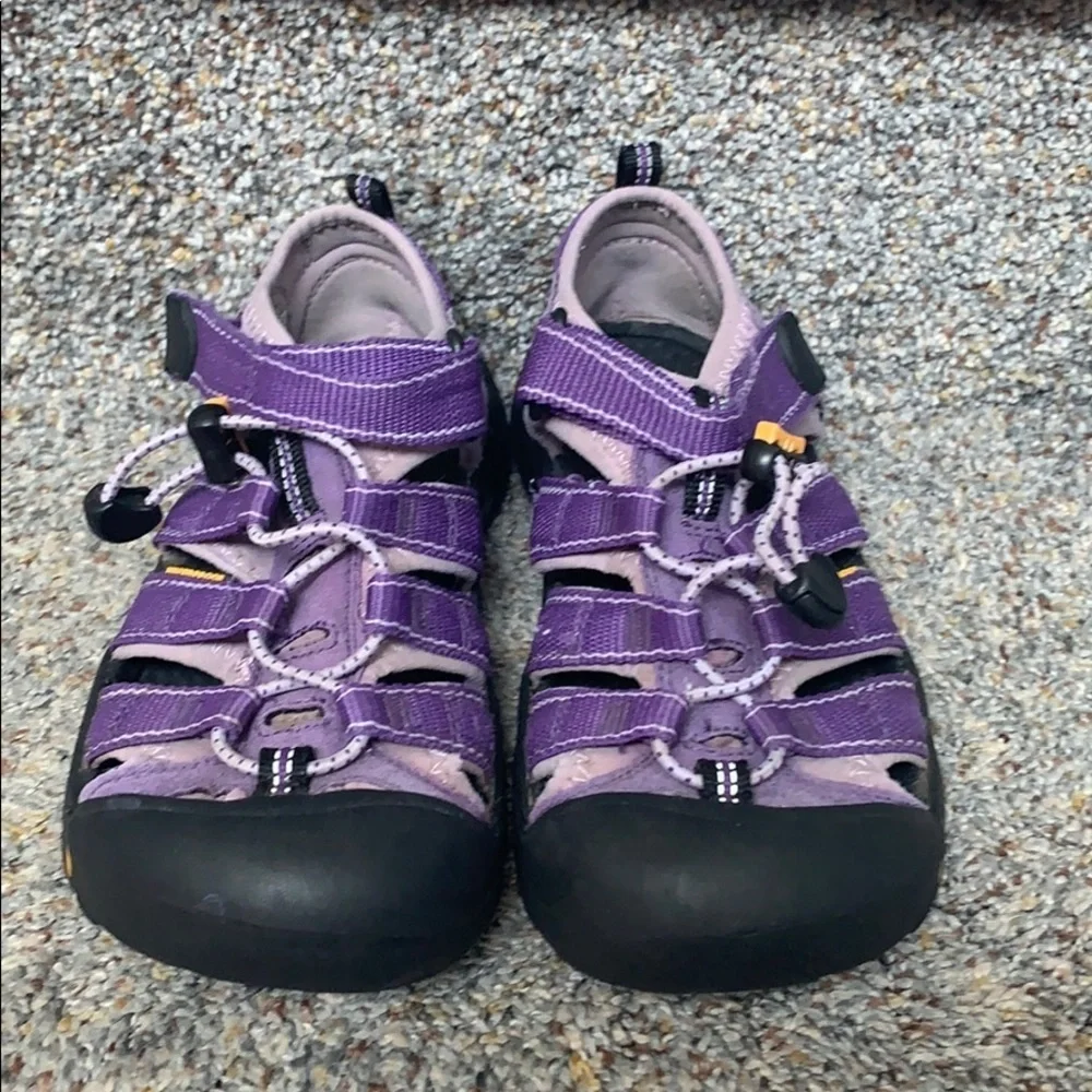 Keen Newport H2 Purple Water Shoes Girls size 3